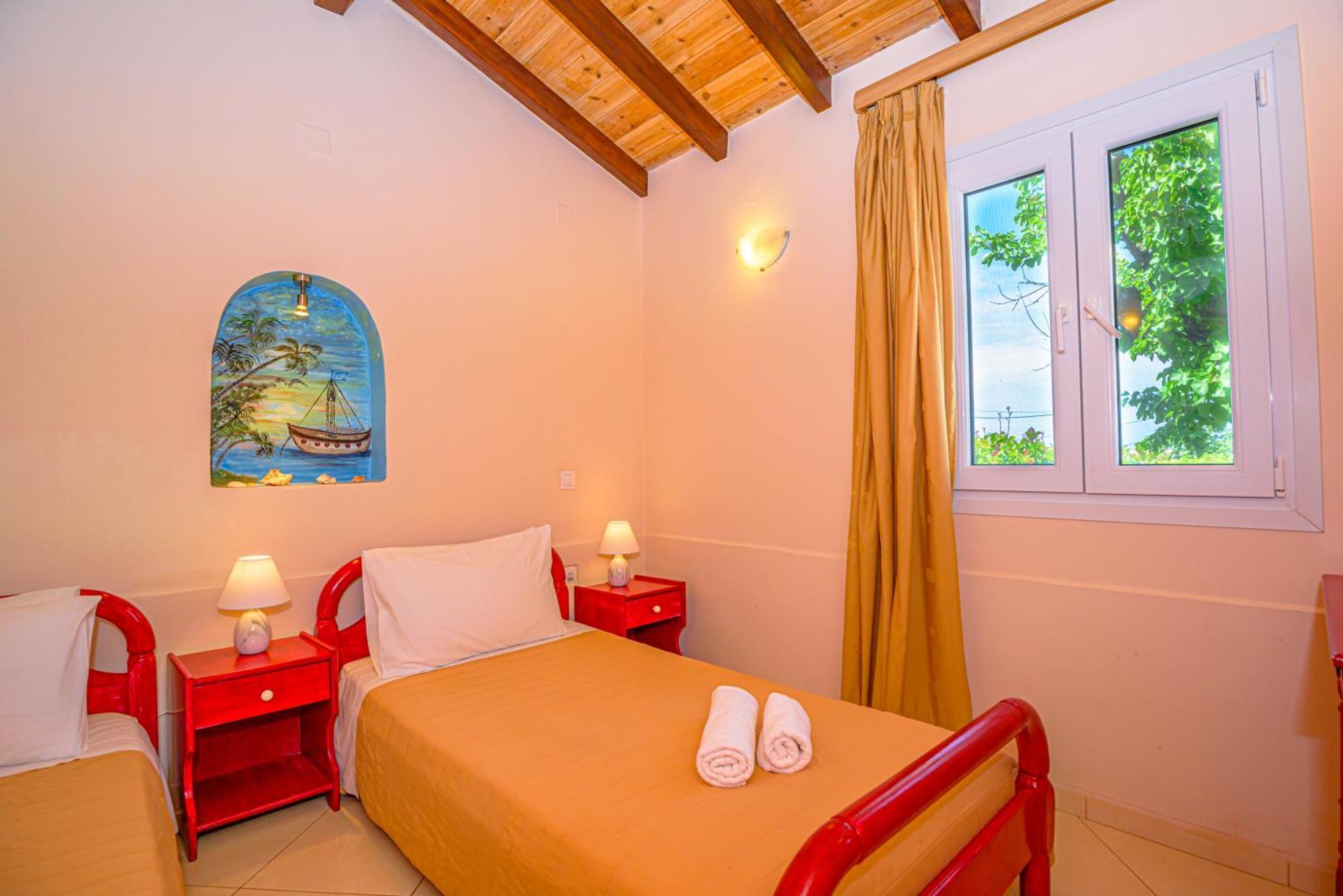 Elena'S Seaside Apartments & Studios Агиос-Гордиос Экстерьер фото